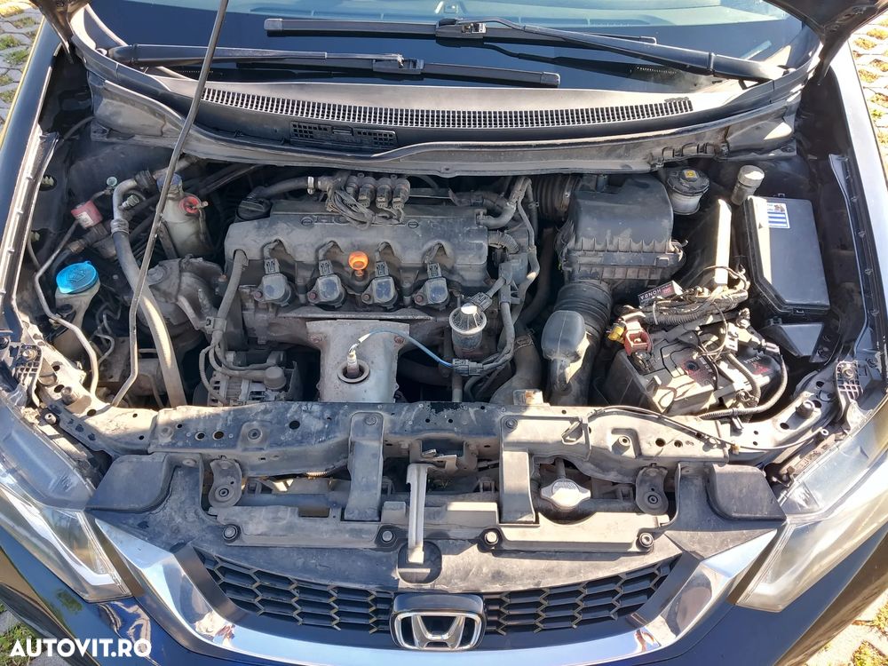 Honda Civic 1.8 MT ES - 7