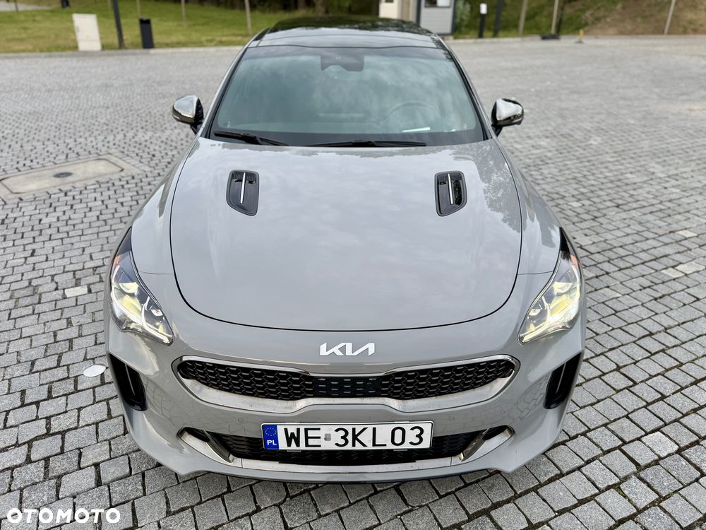 Kia Stinger - 7