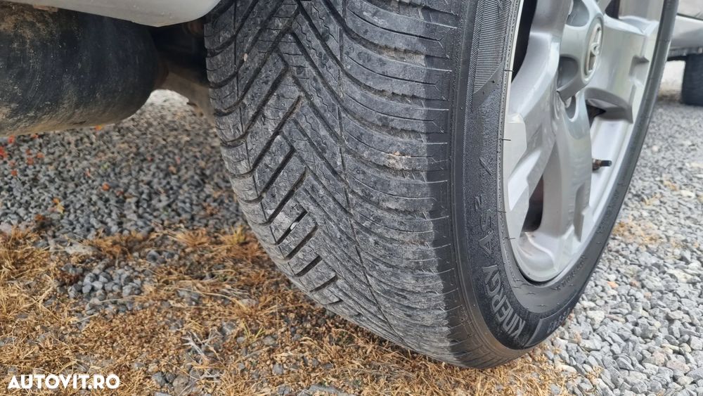Toyota RAV4 - 15