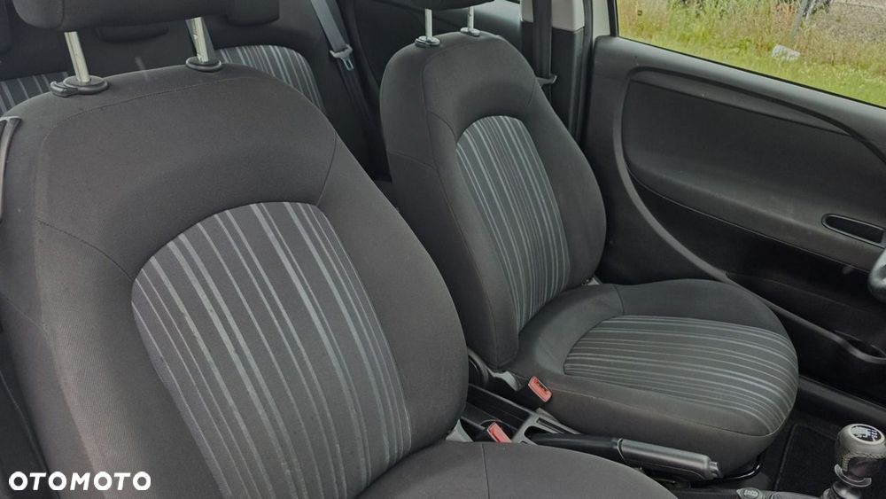 Fiat Punto - 18