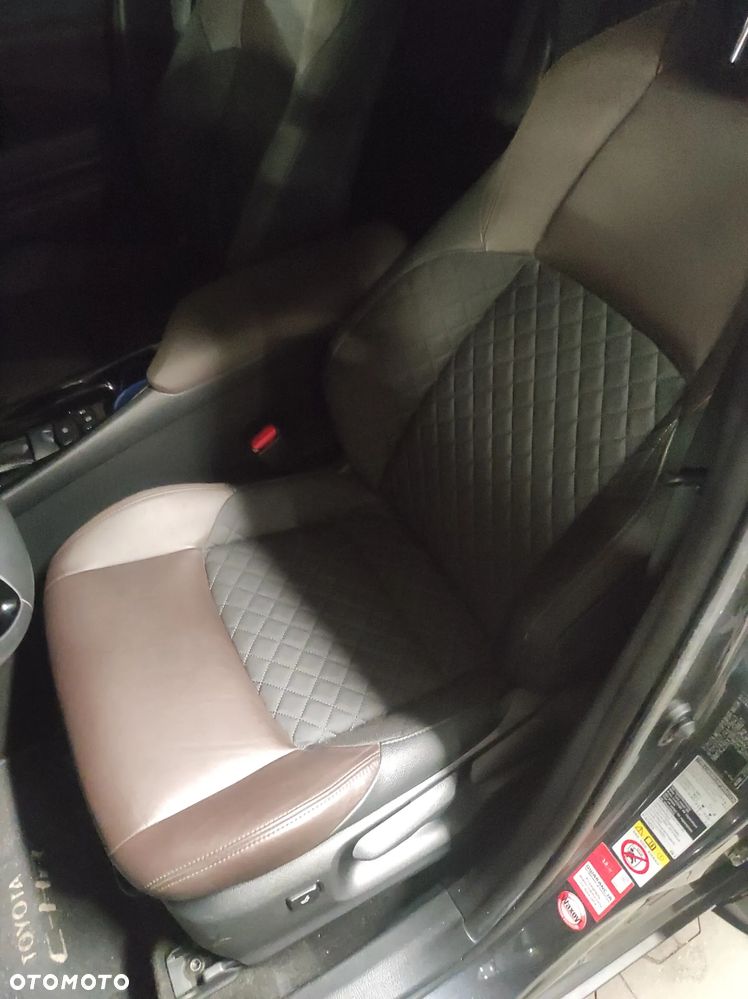 Toyota C-HR 1.8 Hybrid Executive - 3