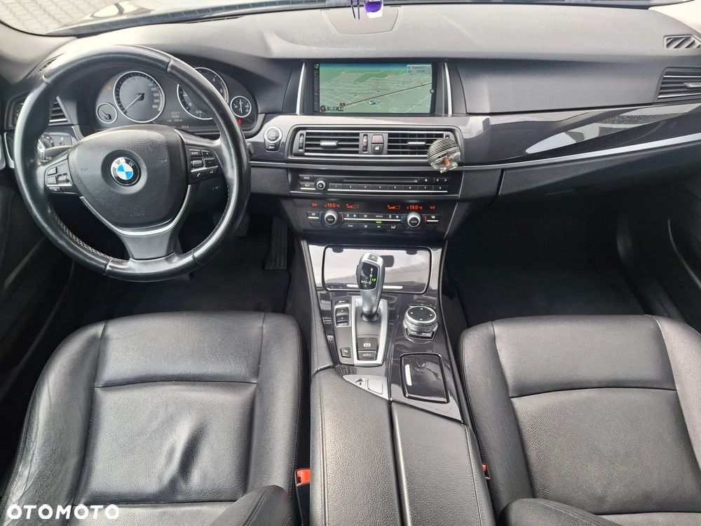 BMW Seria 5 518d Luxury Line - 22