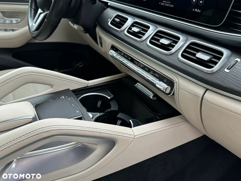 Mercedes-Benz GLE 300 d 4-Matic Premium - 29
