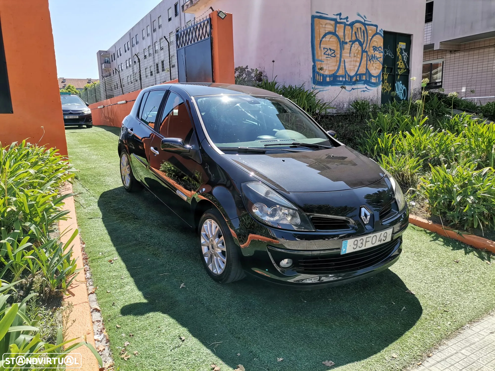Renault Clio 1.5 dCi Dynamique S - 2