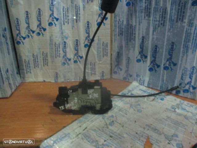 Fecho 805020001RA RENAULT MEGANE 3 SW 2011 Fd 4 PINOS RENAULT MEGANE 3 FASE 3 2015 1.5DCI 110CV 5P PRETO F DRT 4 PINOS - 1