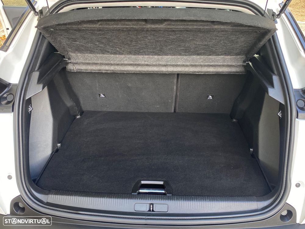 Peugeot 2008 - 21