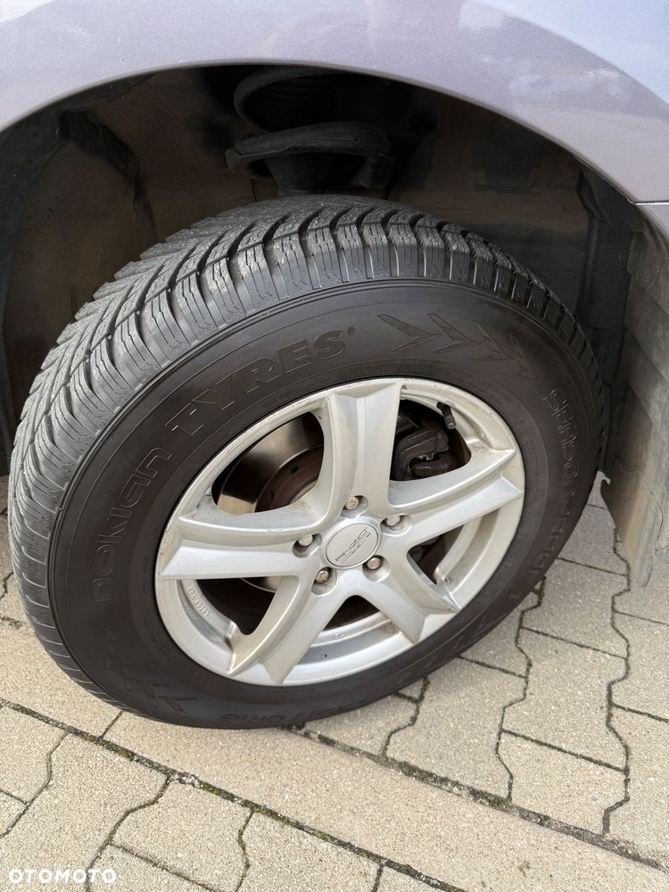Mitsubishi Outlander 2.0 Intense + 2WD CVT - 18