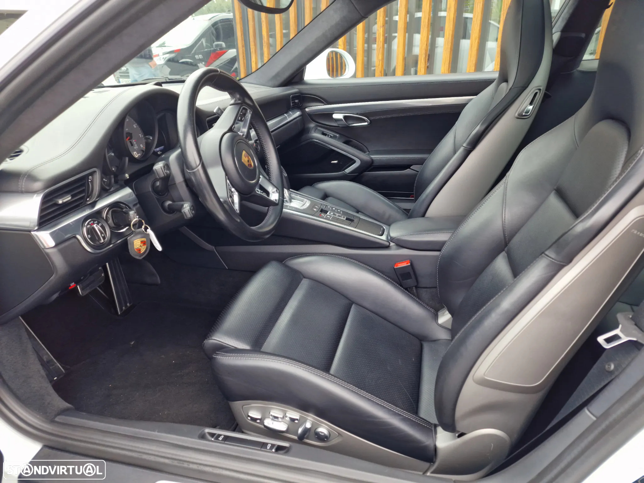 Porsche 911 (991) Carrera 4 S PDK - 16