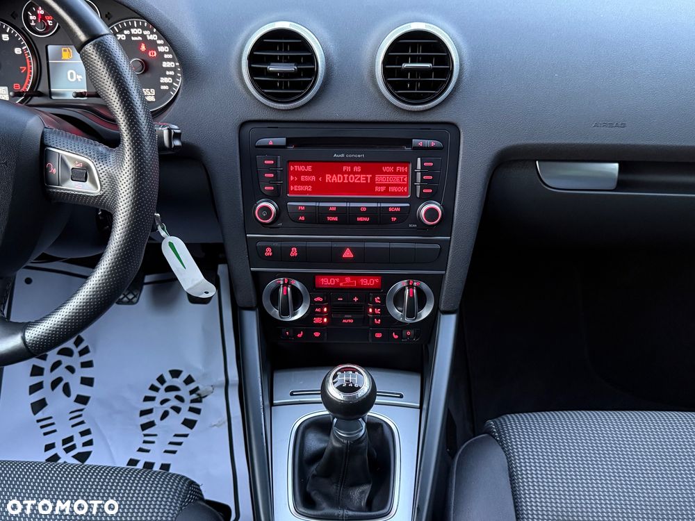 Audi A3 Sportback 1.4 TFSI Ambition - 27