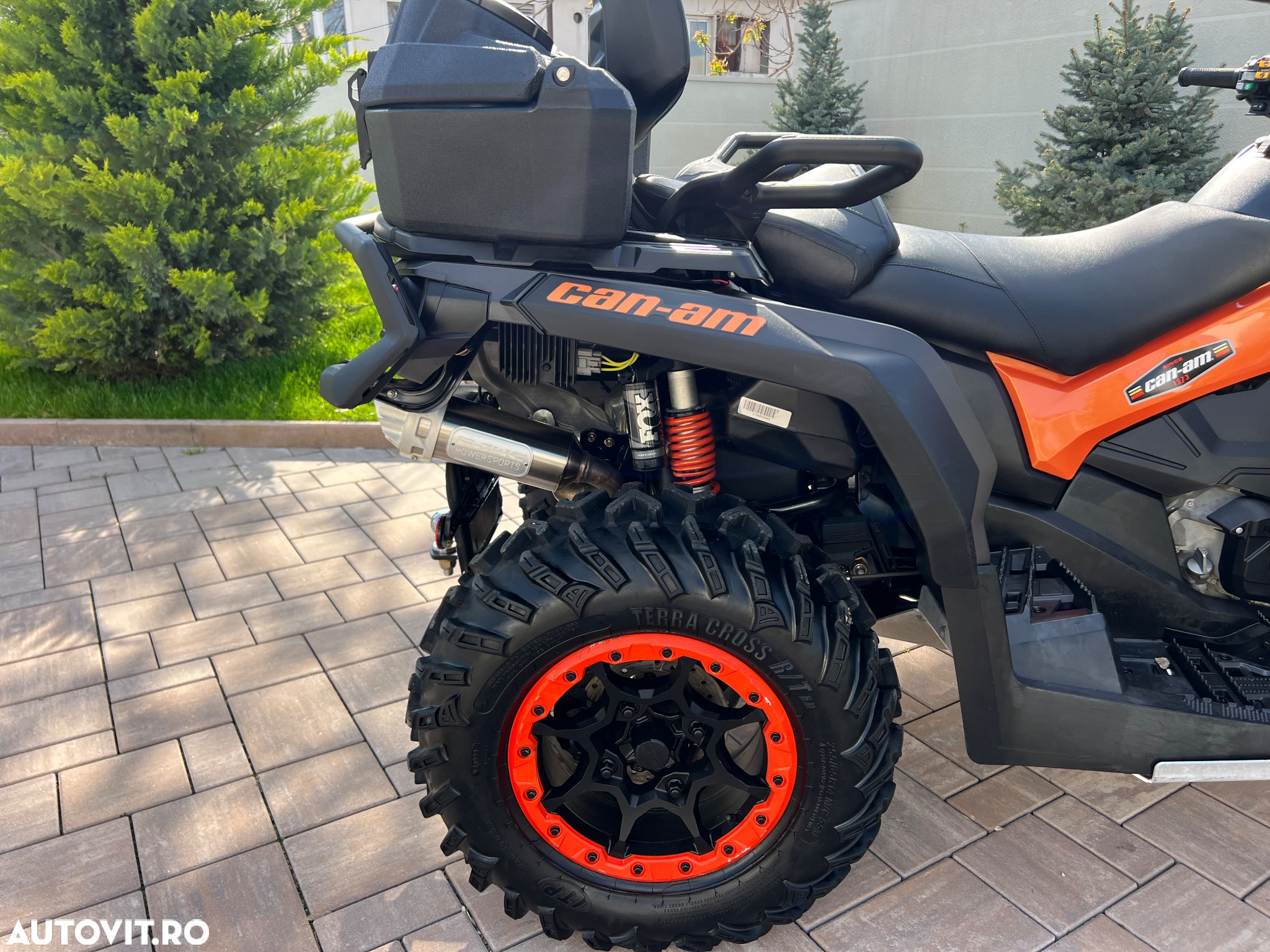 Can-Am Outlander Max - 3