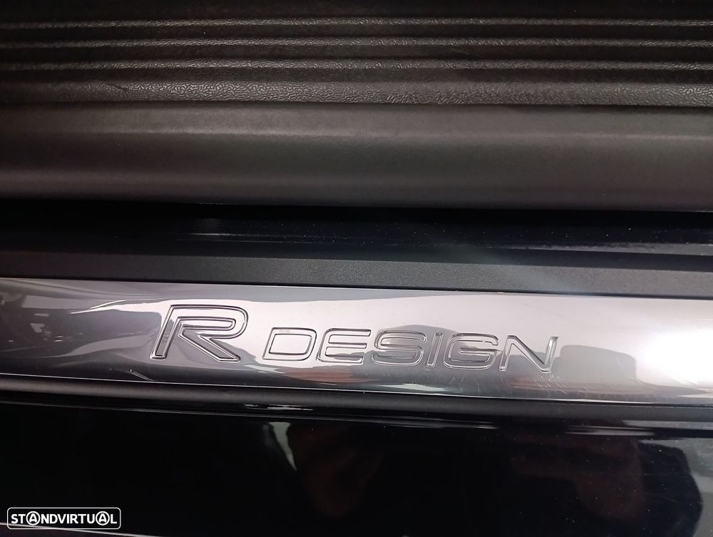 Volvo V40 2.0 D3 R-Design - 23