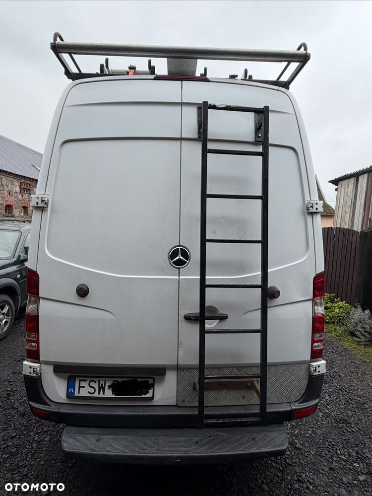 Mercedes-Benz Sprinter - 8