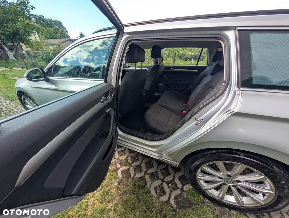 Volkswagen Passat 2.0 TDI BMT Comfortline DSG - 13