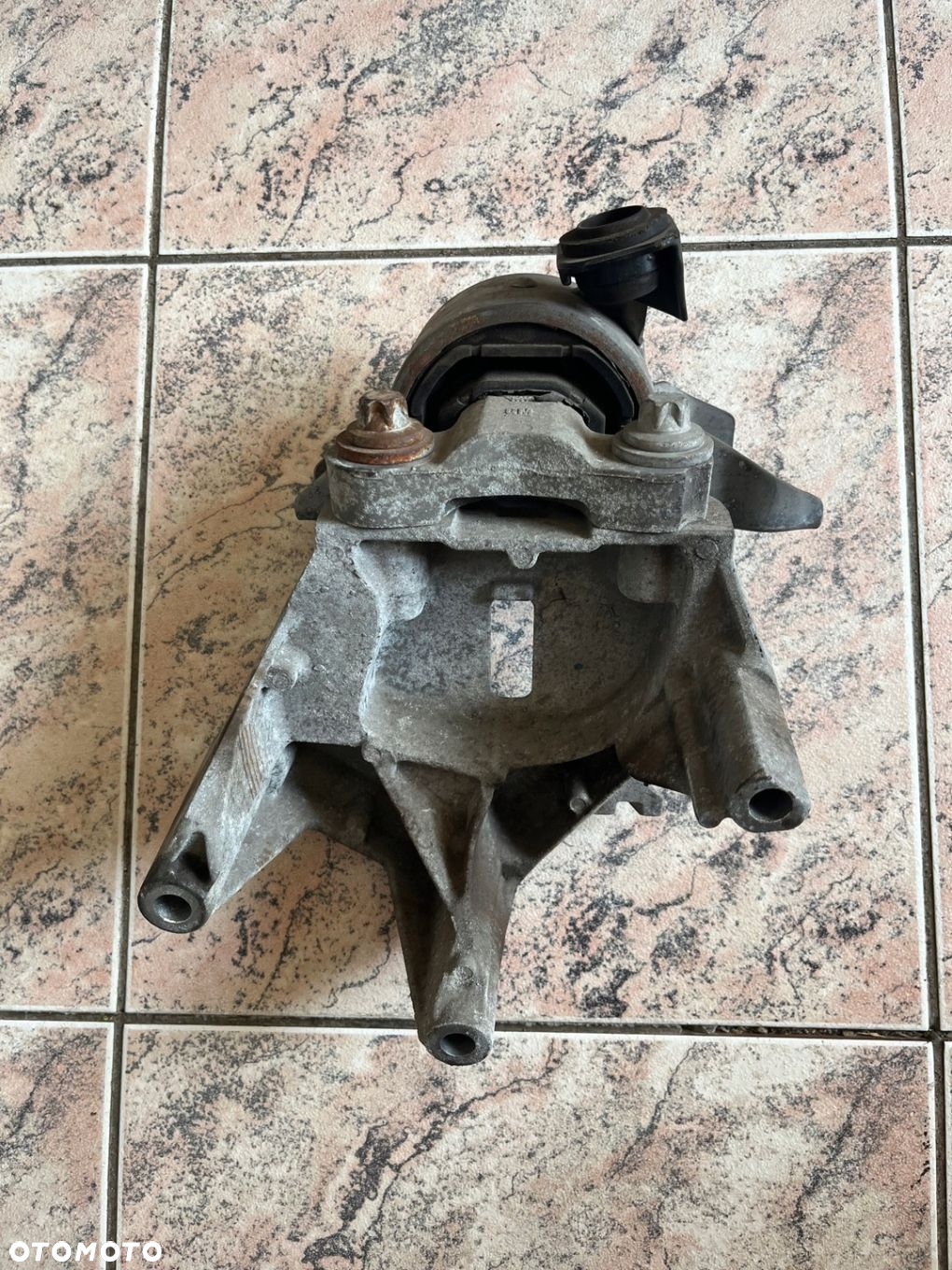 Łapa Mocowanie silnika Opel Adam Corsa 1,2 1,4 benzyna - 2