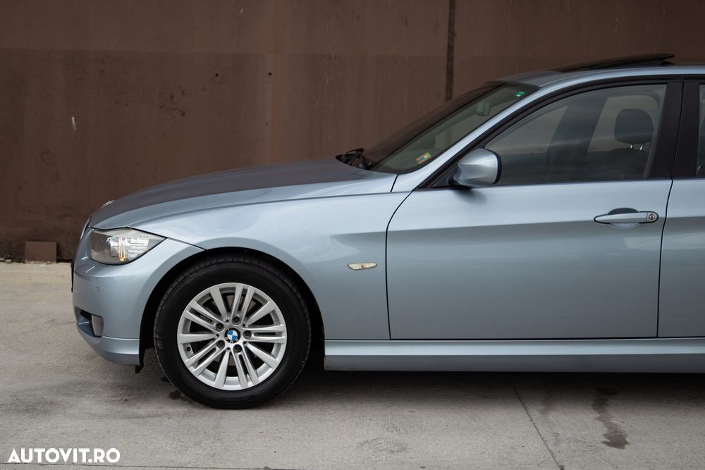 BMW Seria 3 - 26