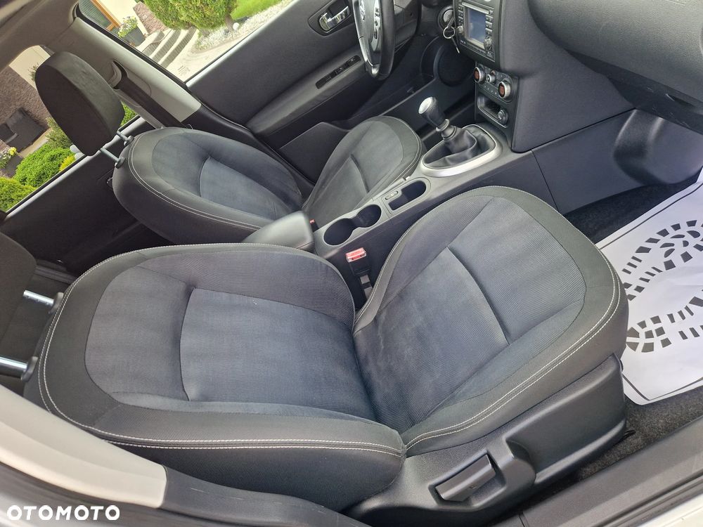 Nissan Qashqai 2.0 dCi DPF I-Way - 17