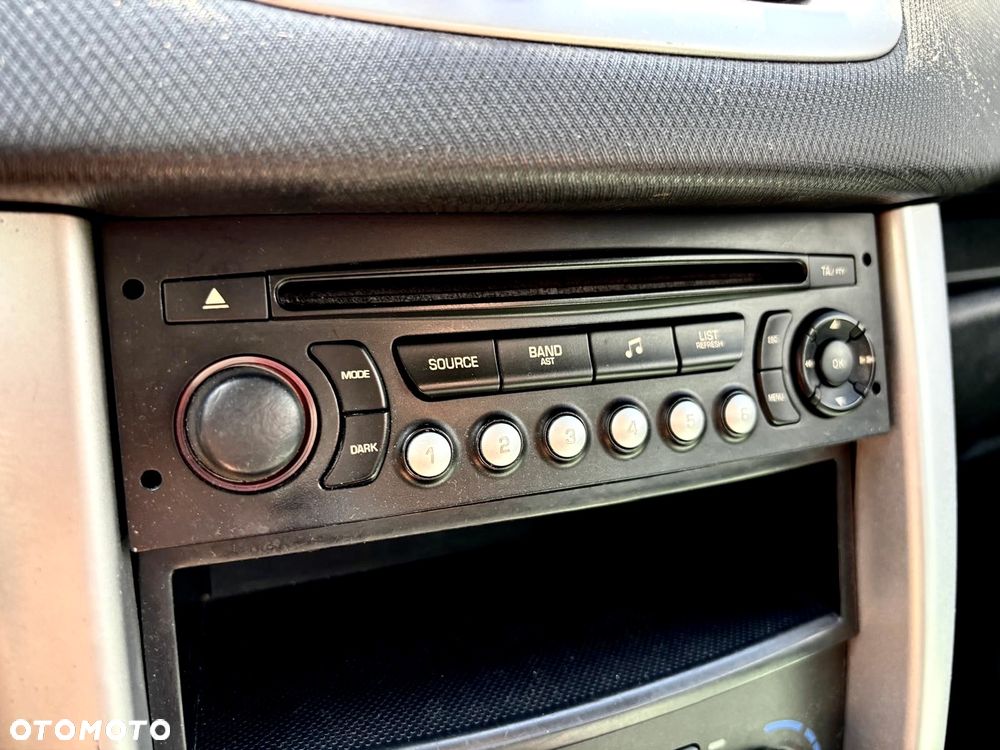 Peugeot 207 1.6 HDi Active - 14