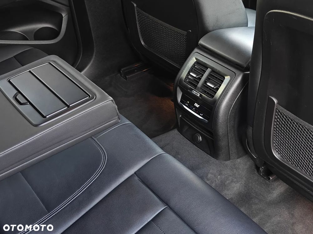 BMW X3 sDrive18d xLine - 8