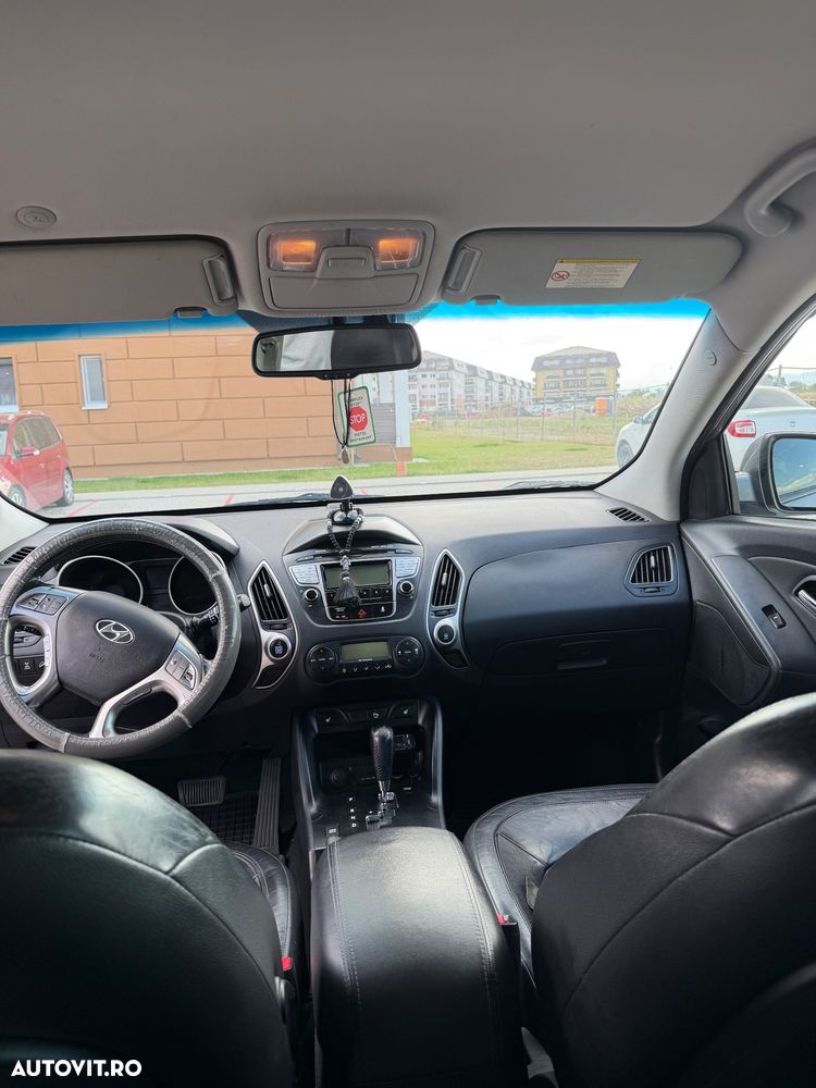 Hyundai ix35 2.0 CRDI 4WD Automatik Style Heat - 9