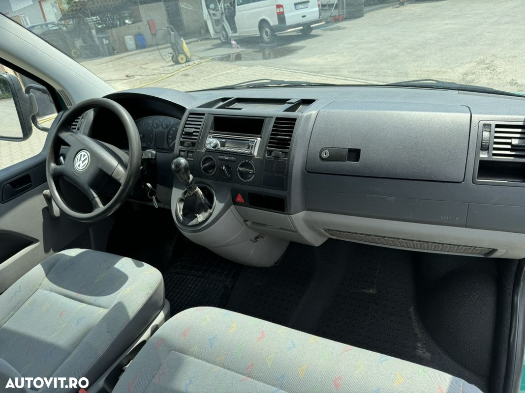 Volkswagen Transporter T5 Doka - 8