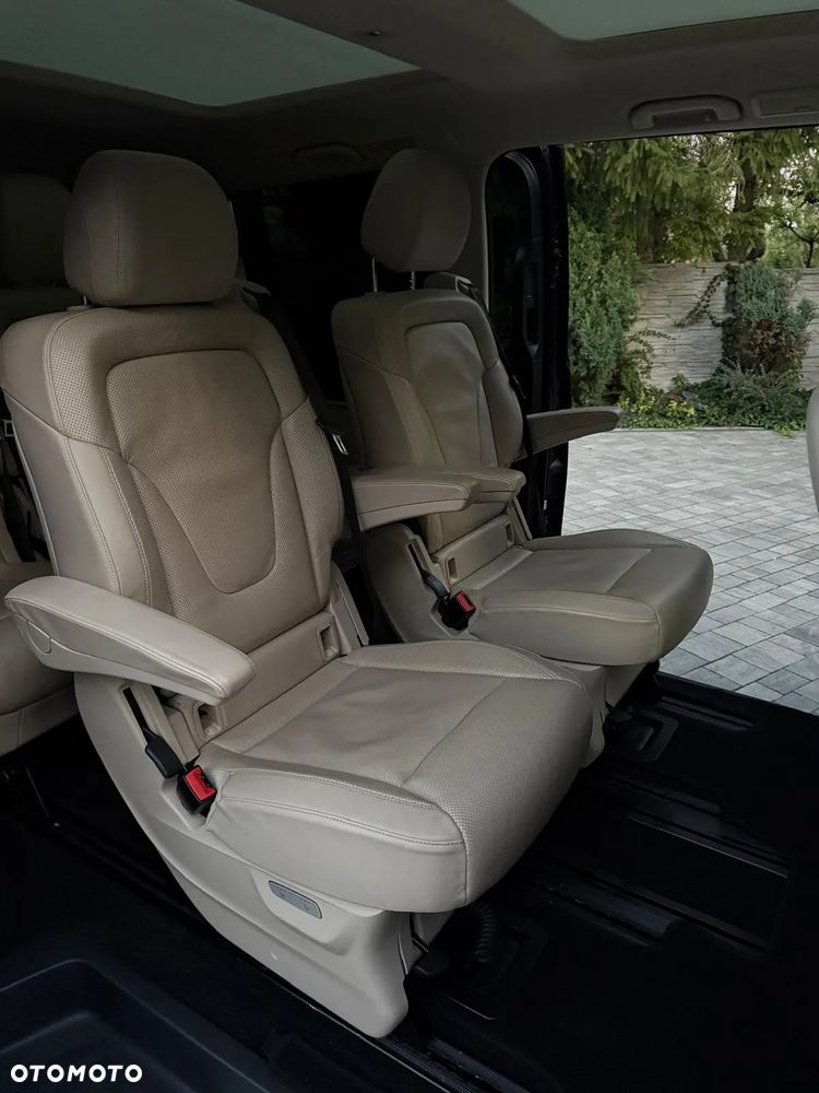 Mercedes-Benz Klasa V 300 d Exclusive 9G-Tronic (d³ugi) - 18