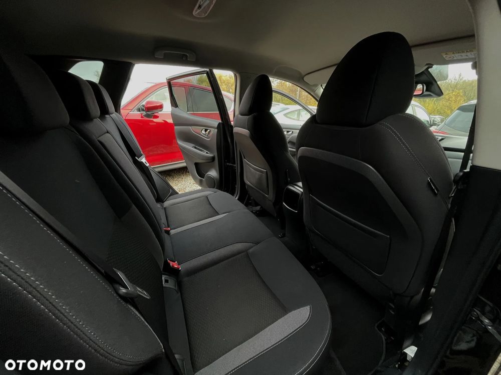 Nissan Qashqai 1.3 DIG-T TEKNA - 18