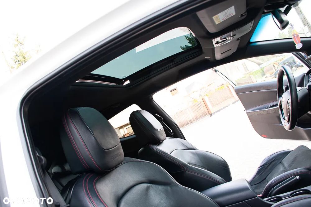 Kia Ceed Cee'd 1.6 T-GDI GT - 32