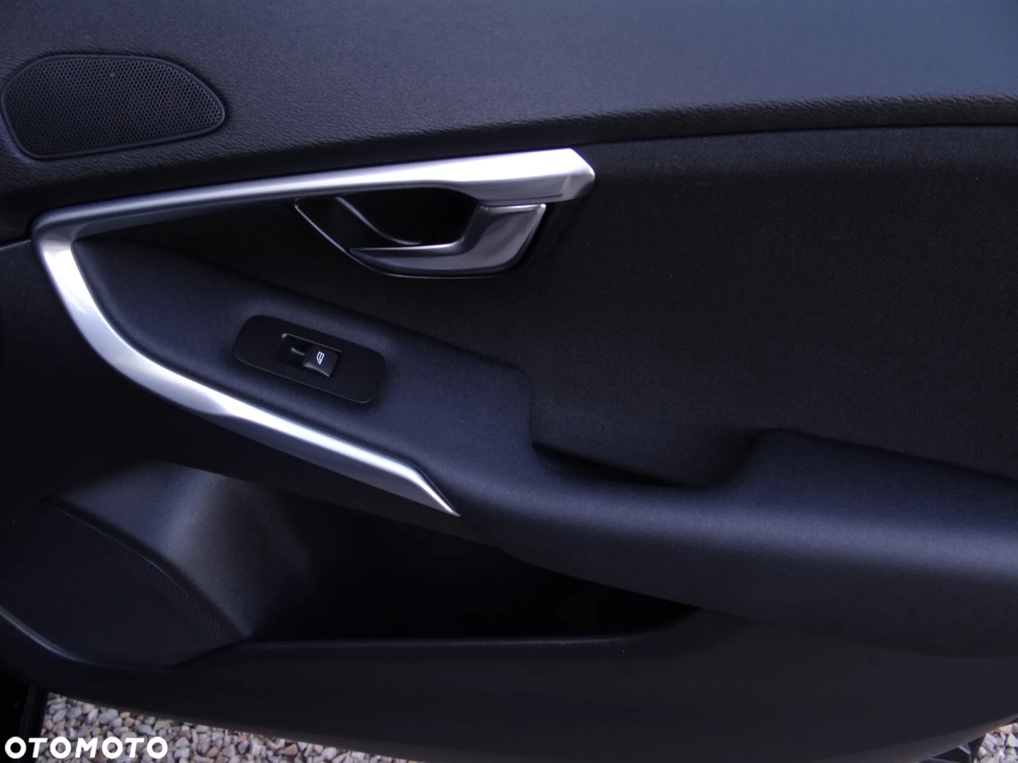 Volvo V40 D2 R-Design Kinetic - 35