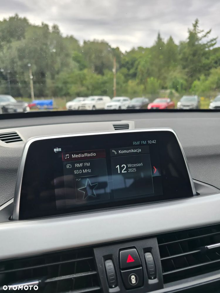 BMW X1 sDrive18d - 23