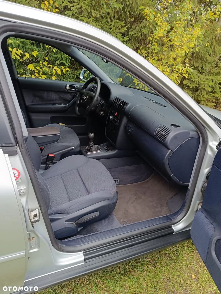 Audi A3 1.9 TDI Ambition - 5