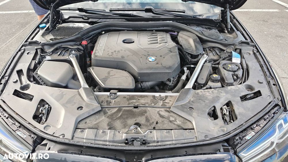 BMW Seria 5 530i AT MHEV - 9