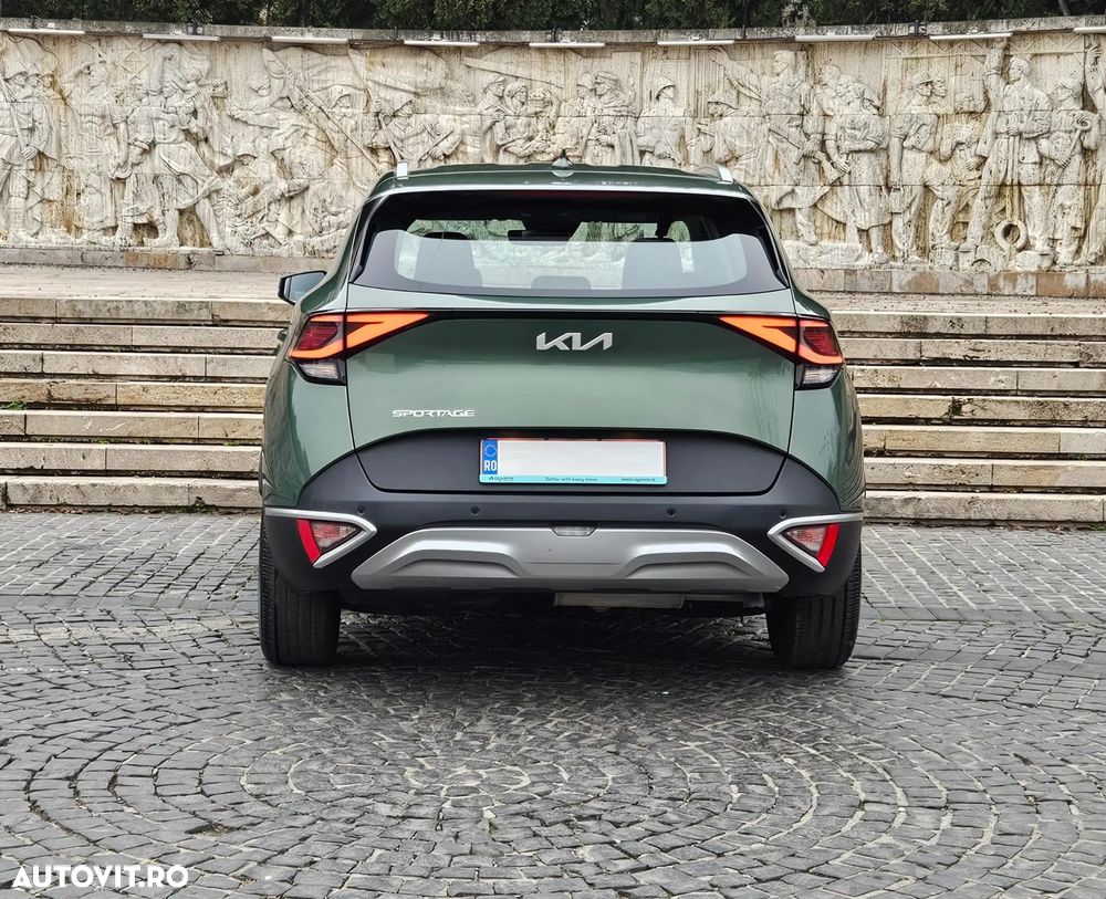 Kia Sportage 1.6 DSL MHEV 7DCT HP 4x2 Plus - 9