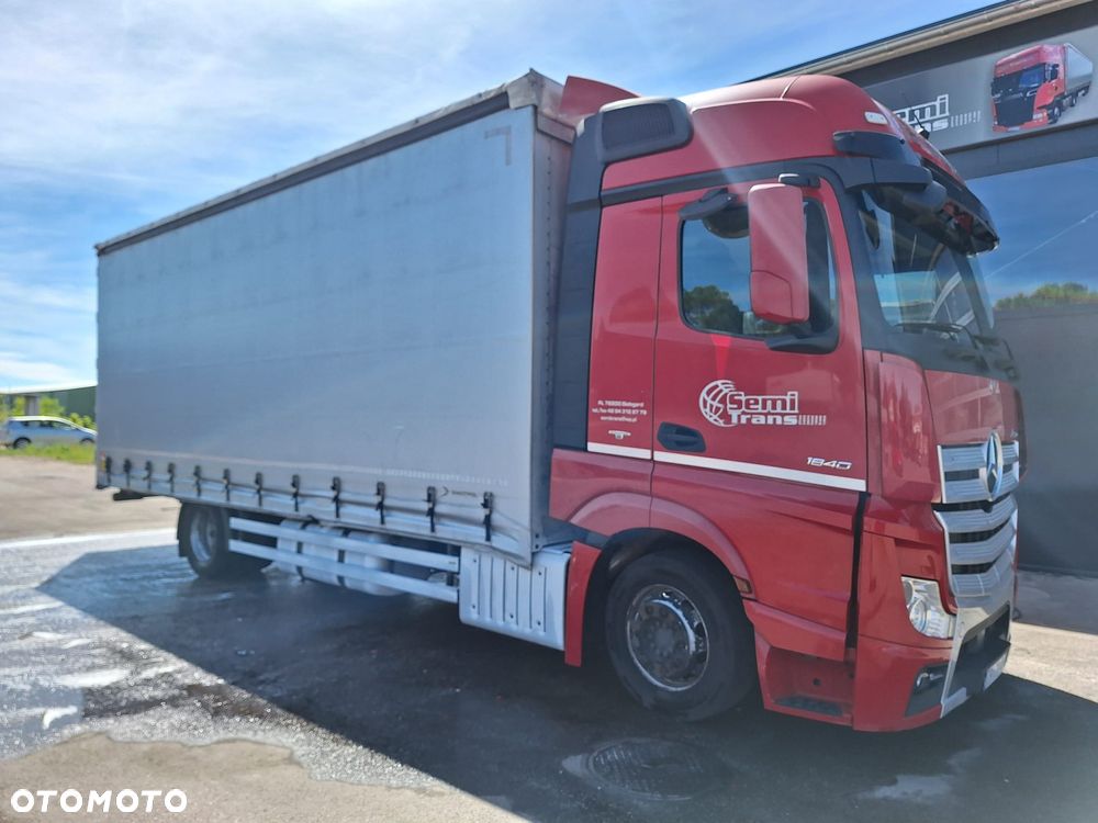 Mercedes-Benz ACTROS - 3