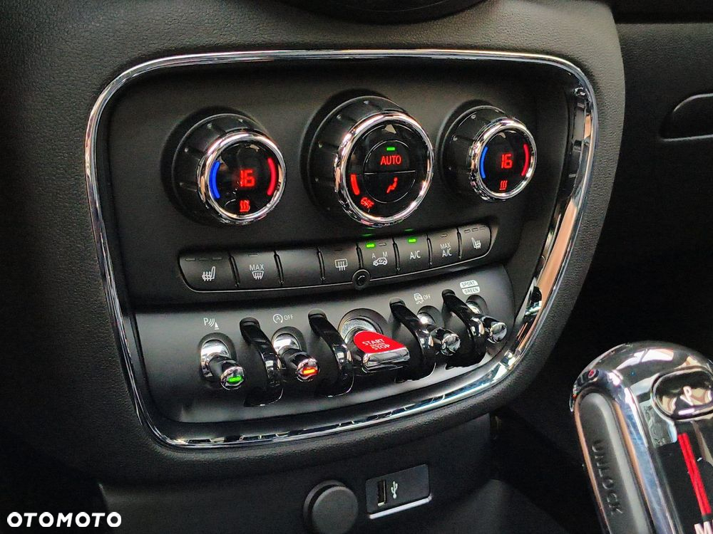 MINI Clubman Cooper S ALL4 GPF sport - 38
