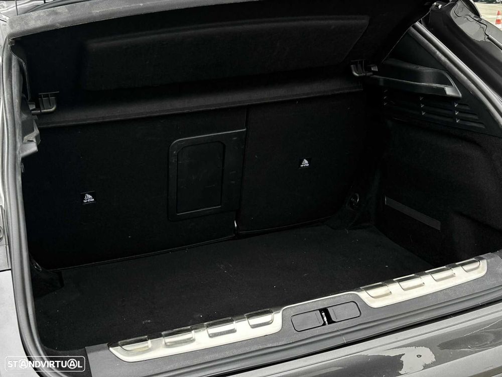 DS 4 1.2 PureTech Performance Line EAT8 — fotografia 17