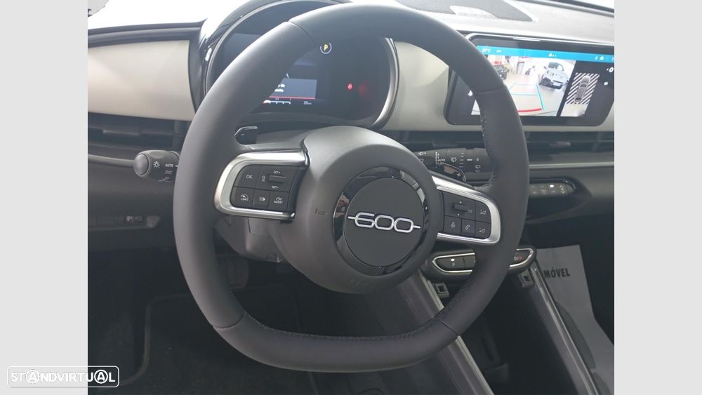 Fiat 600 1.2 Hybrid Icon - 11
