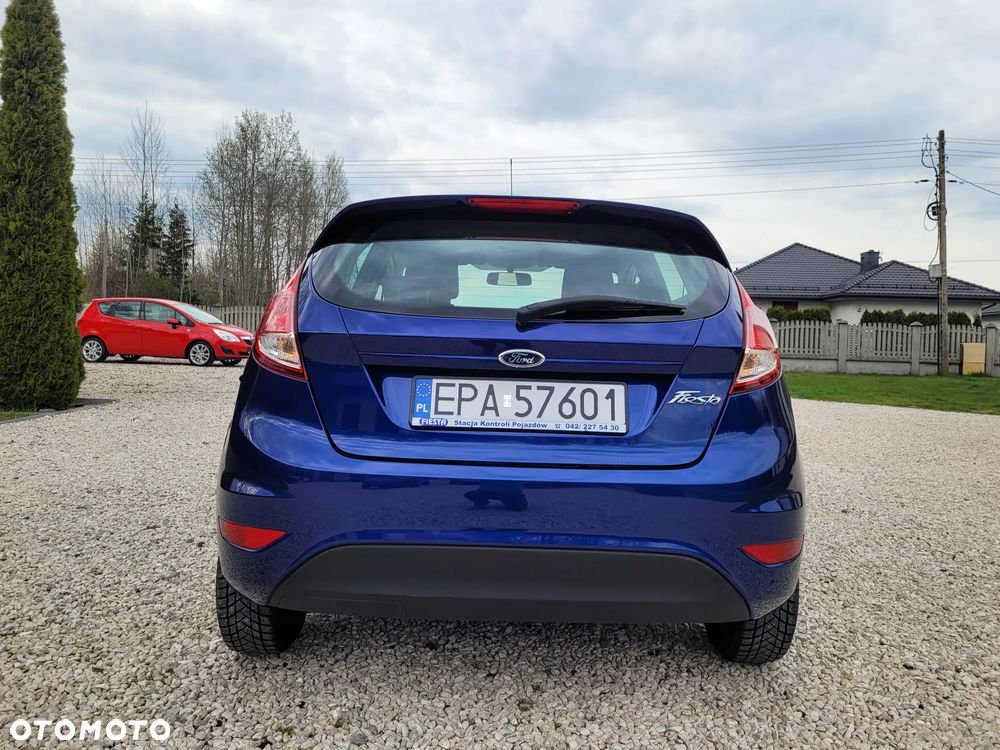 Ford Fiesta 1.25 Celebration - 12