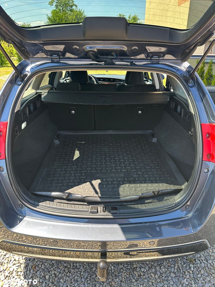 Toyota Auris 1.6 Premium Comfort - 21