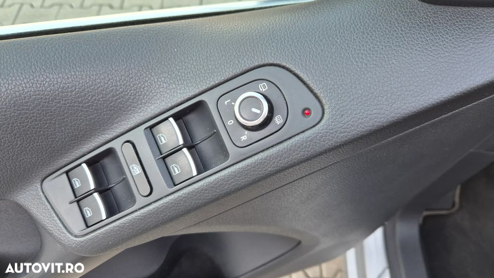 Volkswagen Tiguan - 16