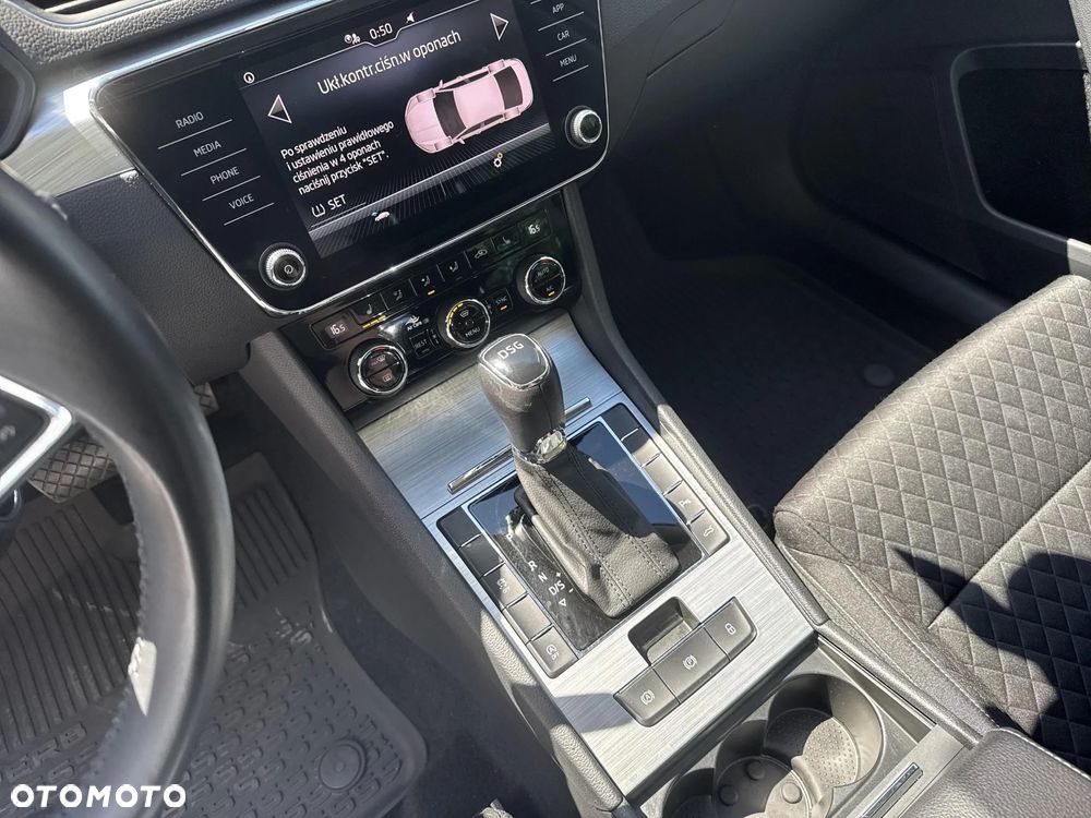 Skoda Superb 2.0 TSI Ambition DSG - 16