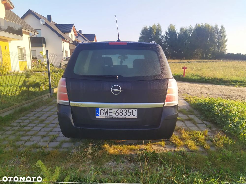 Opel Zafira 1.8 Enjoy - 4