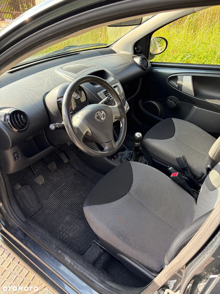 Toyota Aygo - 5