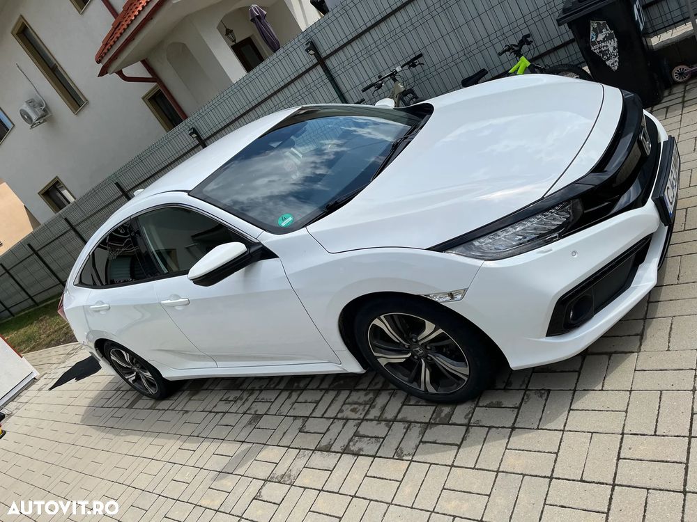 Honda Civic 1.5 VTEC Turbo CVT Elegance Navi - 3