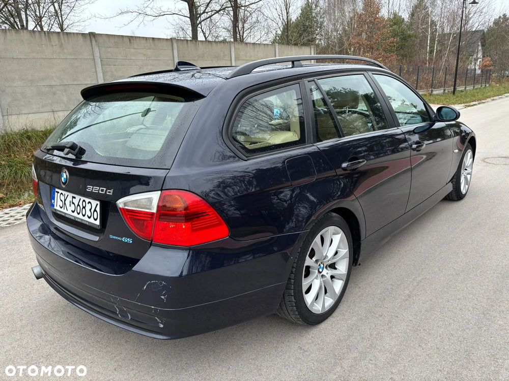 BMW Seria 3 320d - 2