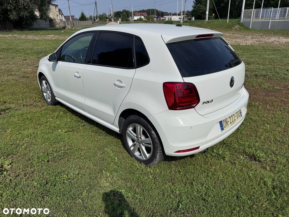 Volkswagen Polo 1.4 TDI Blue Motion Technology Lounge - 12