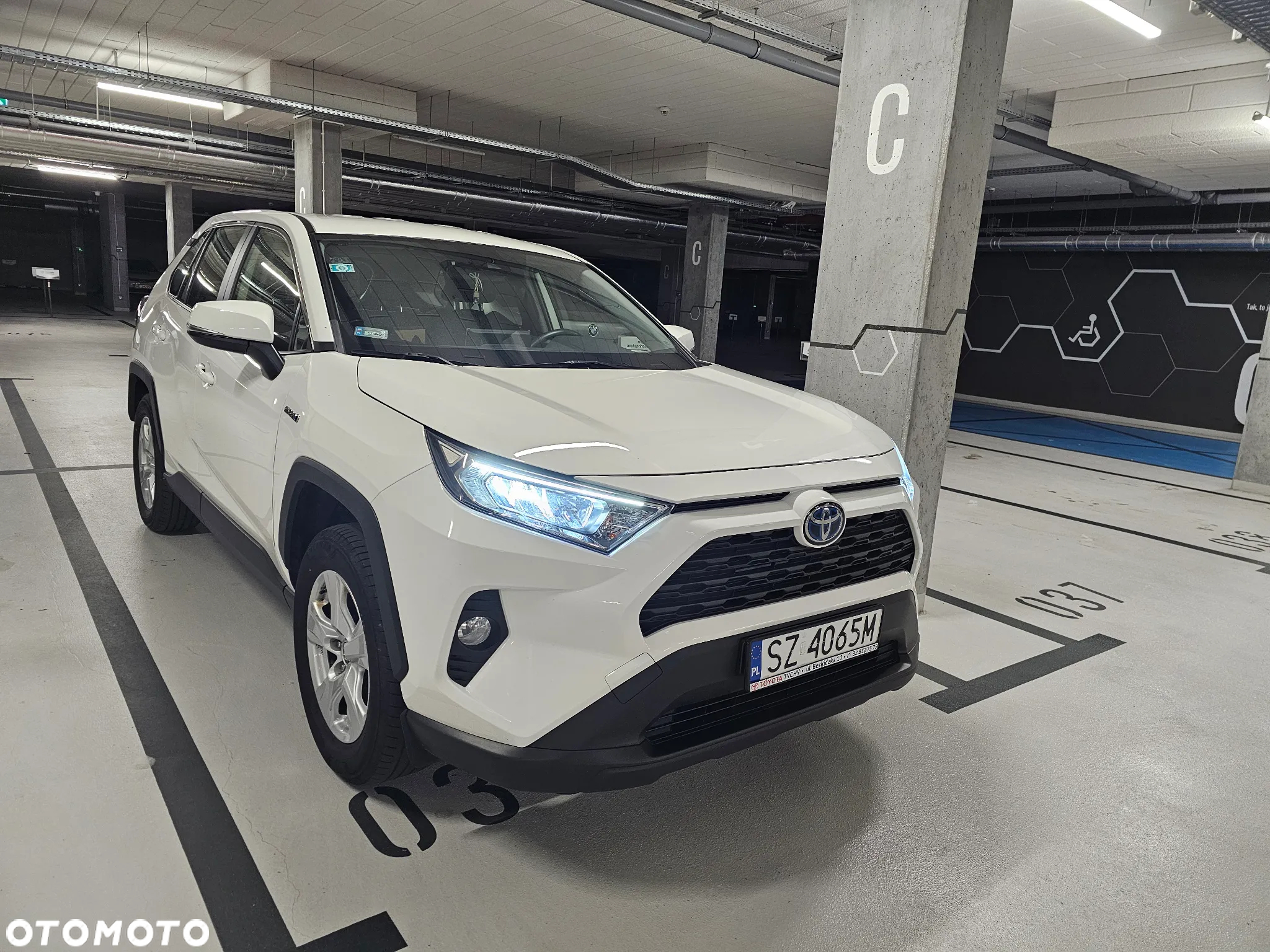 Toyota RAV4 2.5 Hybrid Active 4x2 - 7