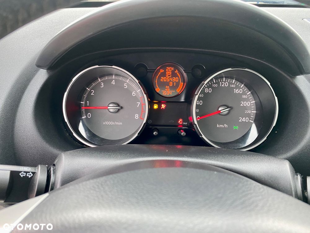 Nissan Qashqai 2.0 Tekna CVT - 9