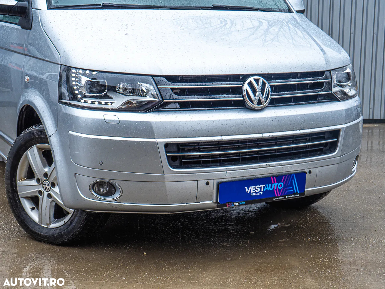 Volkswagen Multivan - 26