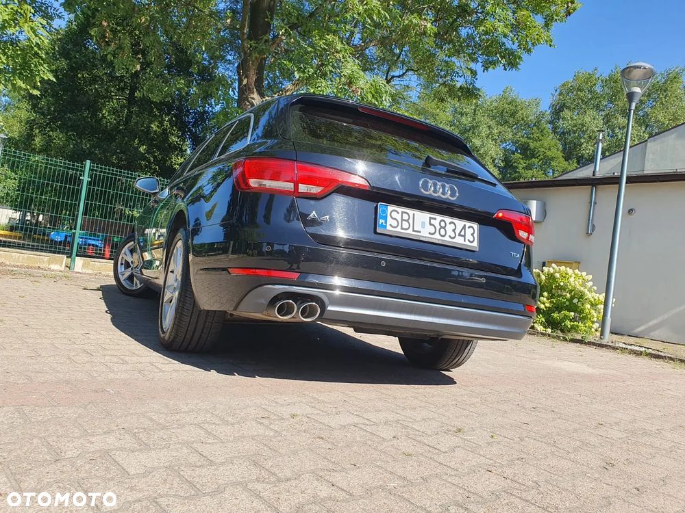 Audi A4 Avant 2.0 TDI S tronic - 30