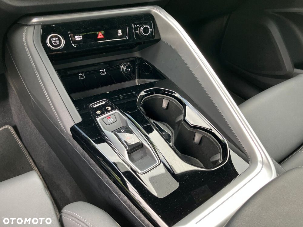 Audi Q5 Sportback - 23